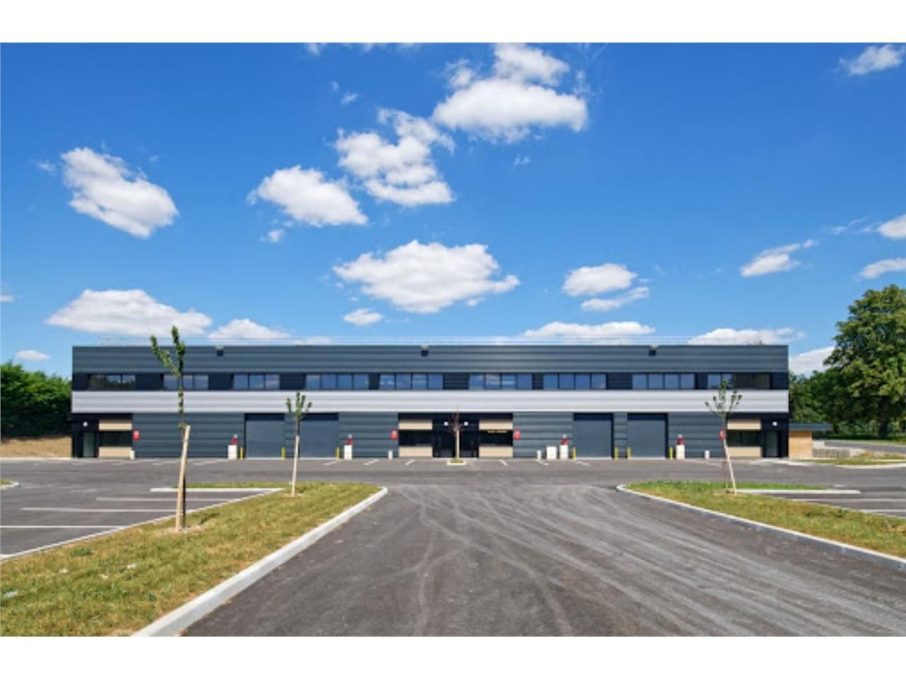 LOGISTIQUE URBAINE - CBRE vous propose à louer, d