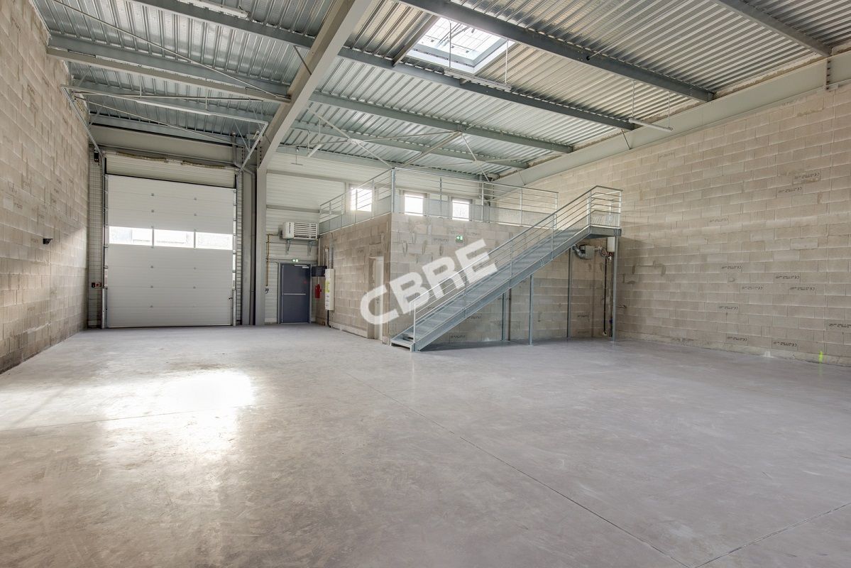 A LOUER - CBRE vous propose un Parc d'activité ne