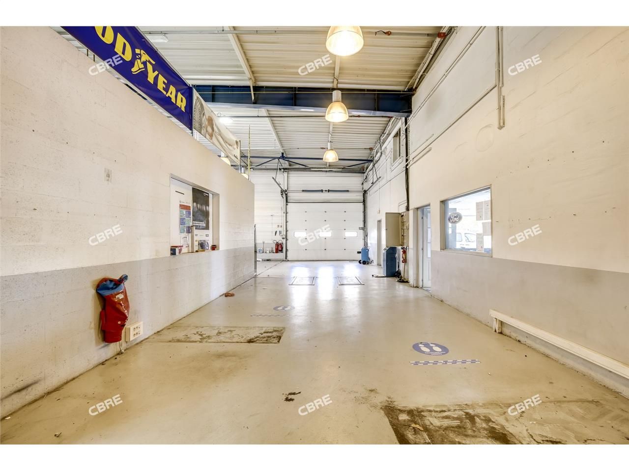 A VENDRE OU A LOUER - CBRE vous propose sur la co