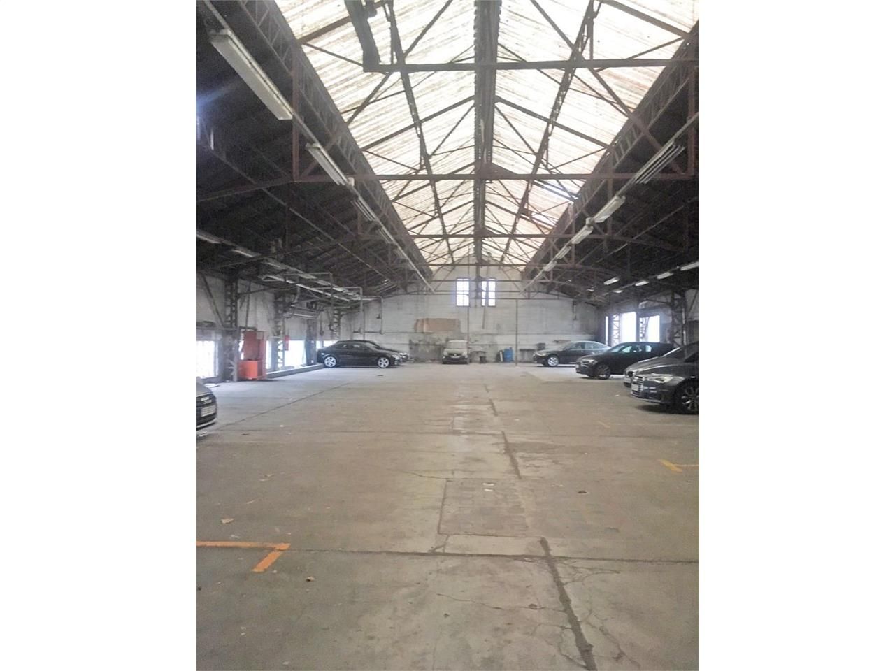 CBRE vous propose à vendre, un bâtiment indépenda