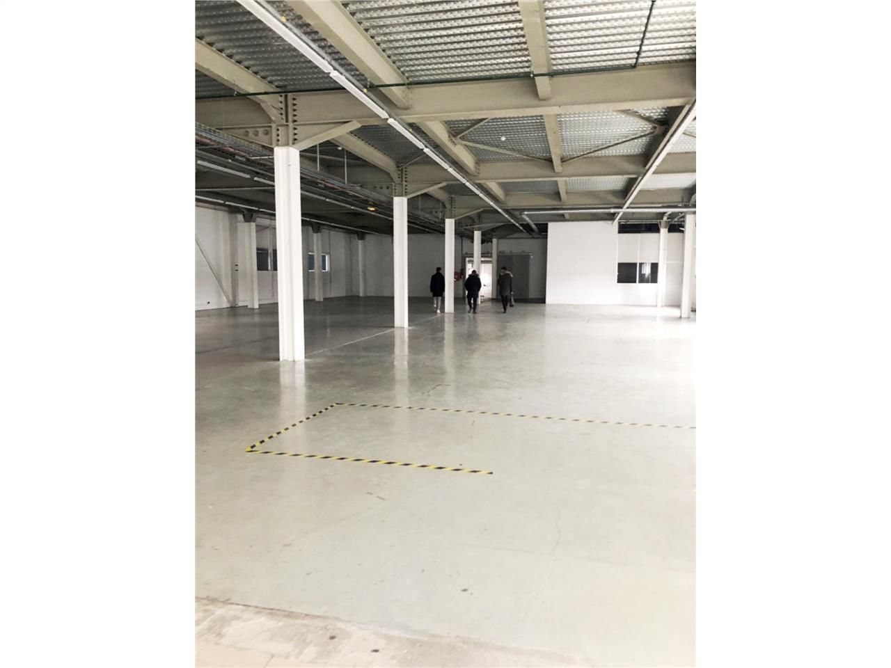 LOGISTIQUE URBAINE - CBRE vous propose à louer, u