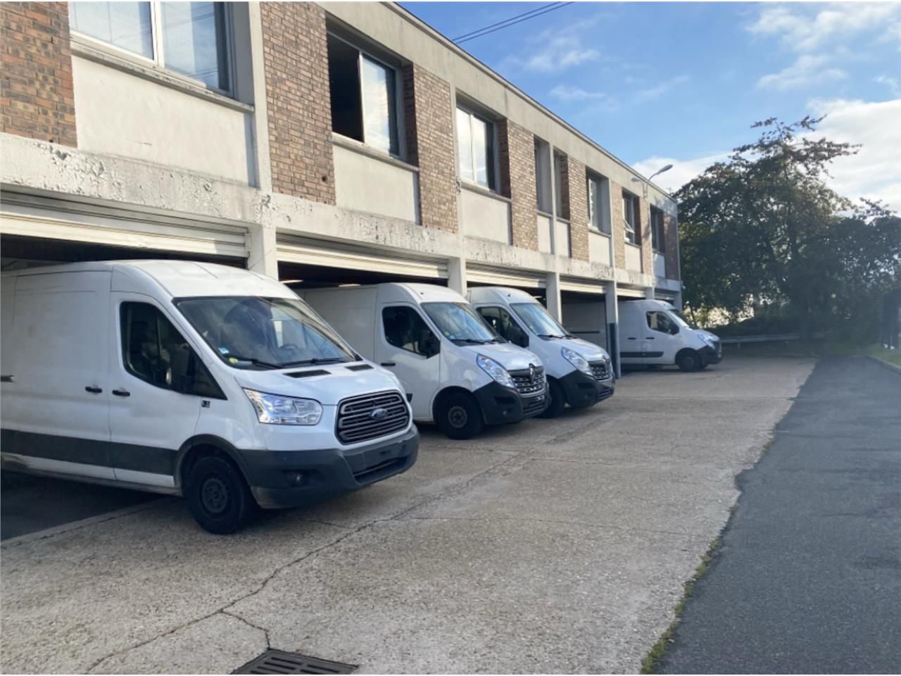 LOGISTIQUE URBAINE - CBRE vous propose à vendre, 