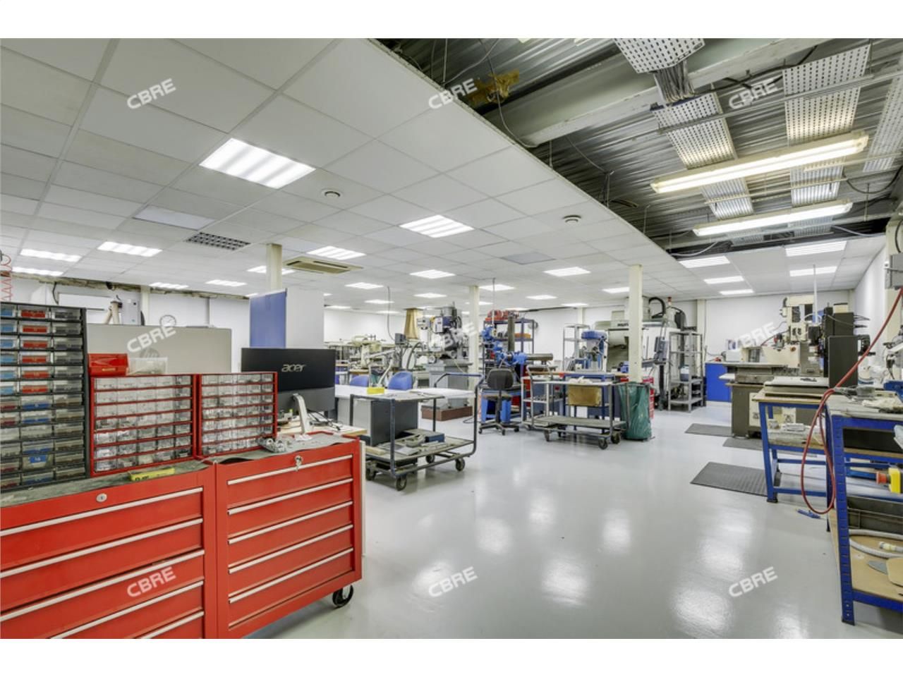 A VENDRE - CBRE vous propose sur la commune de Tr