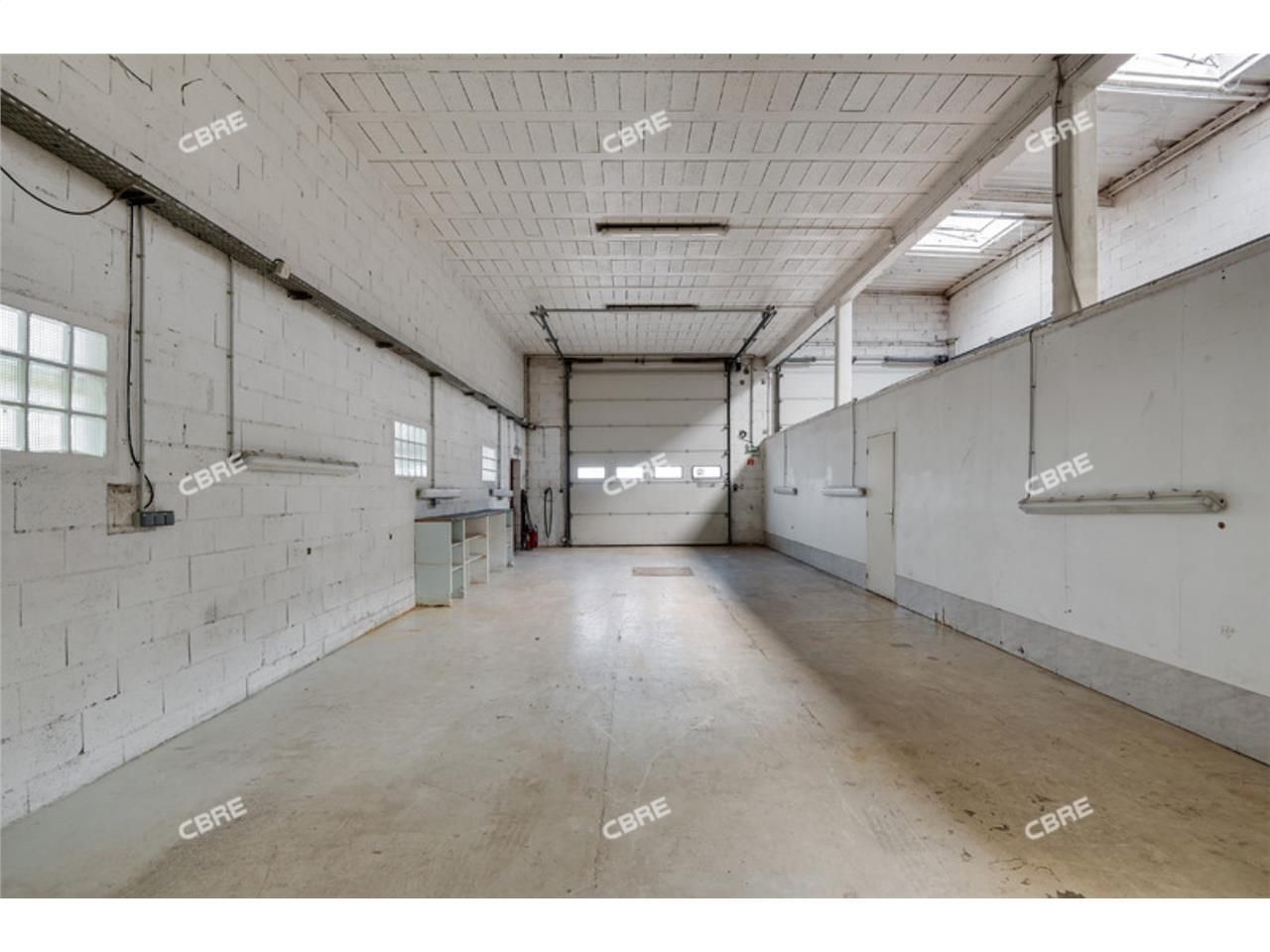 Rare sur le secteur ! CBRE vous propose à louer u