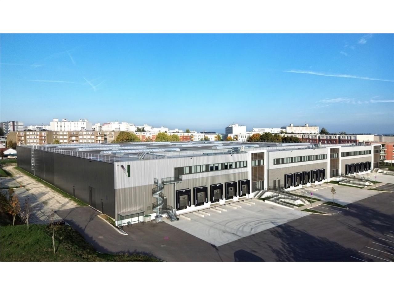 CBRE vous propose à louer, un entrepôt/local d'ac