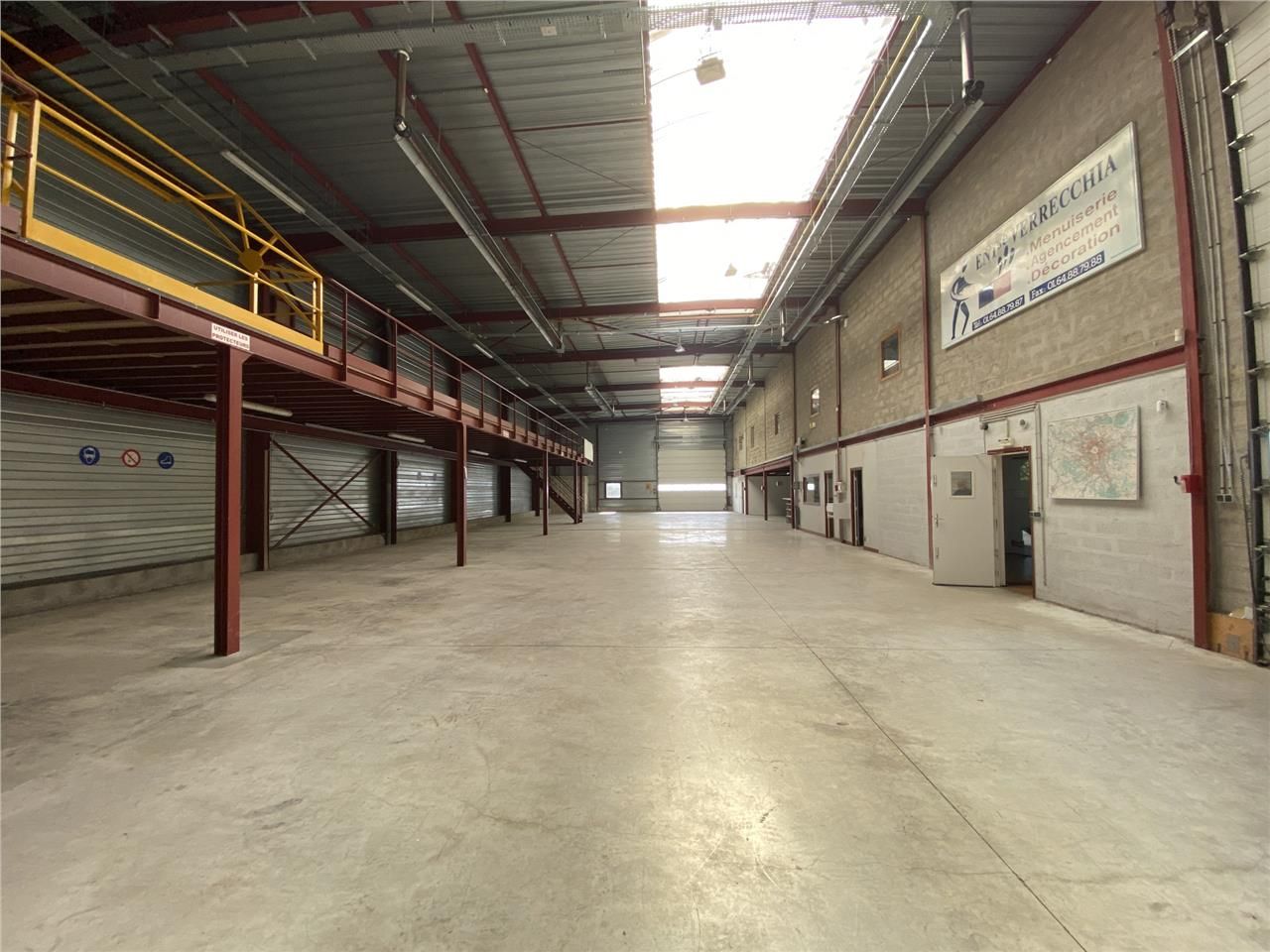 CBRE vous propose à louer un entrepôt/local d'act