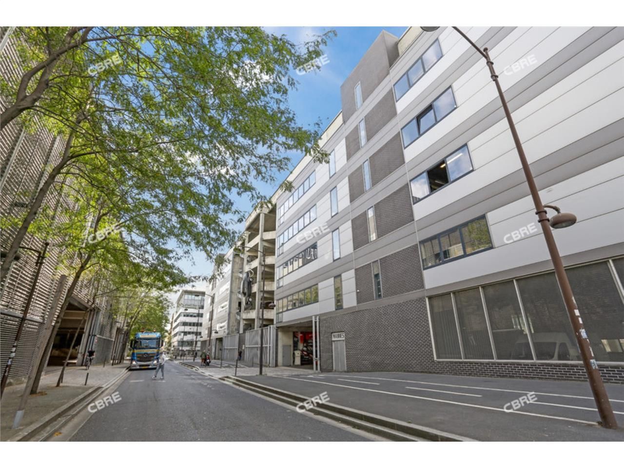LOGISTIQUE URBAINE - Rare sur le secteur! CBRE vo