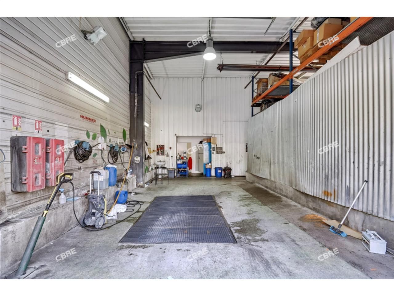 A VENDRE OU A LOUER - CBRE vous propose au sein d