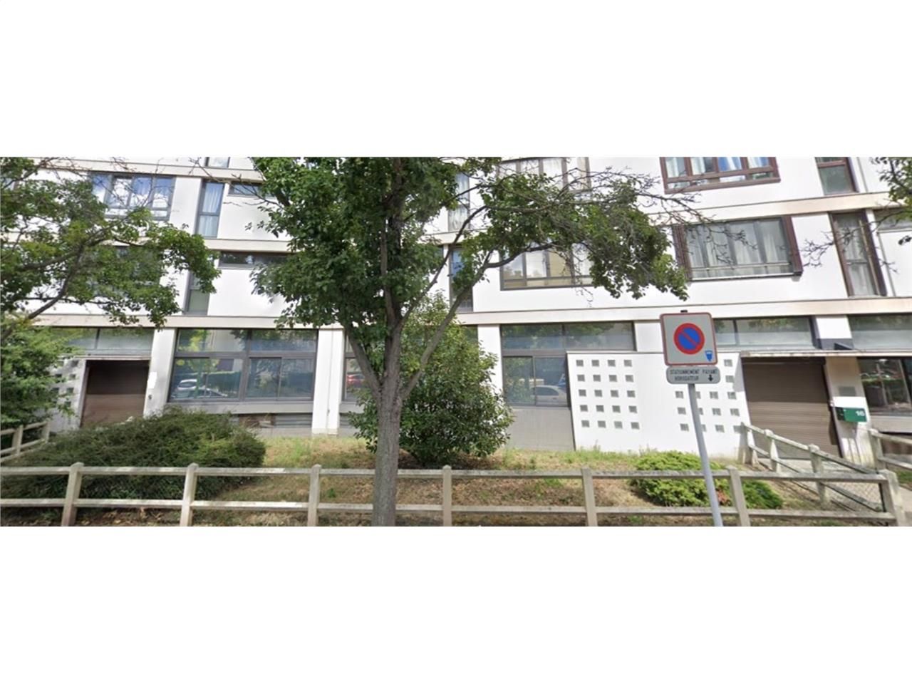 LOGISTIQUE URBAINE - A VENDRE A LOUER - CBRE vous