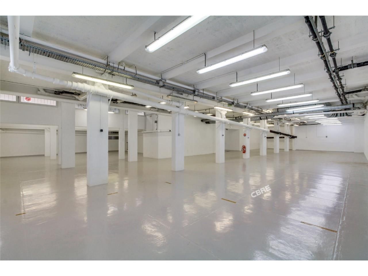 CBRE vous propose à louer, un entrepôt/local d'ac