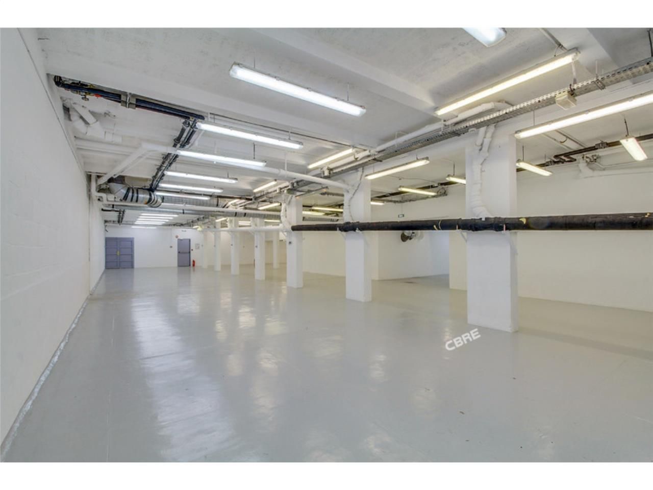 CBRE vous propose à louer, un entrepôt/local d'ac