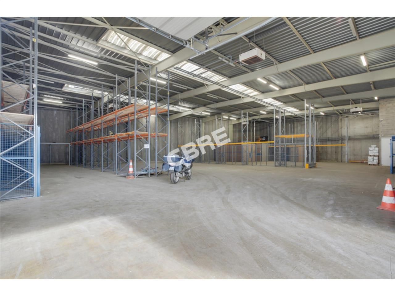 A LOUER - CBRE vous propose sur la commune de Noi