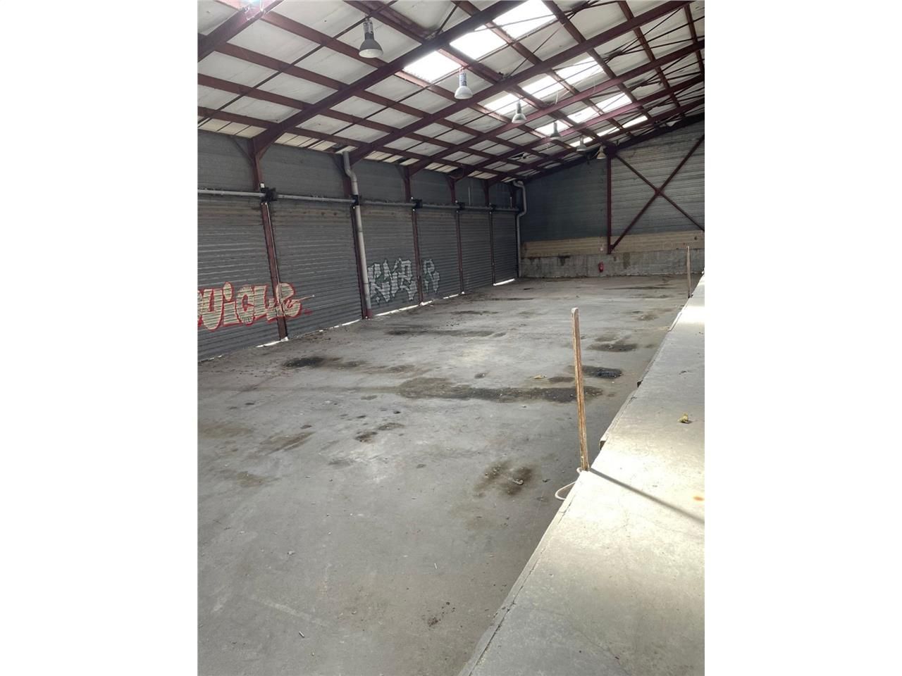 CBRE vous propose à louer un entrepôt/local d'act