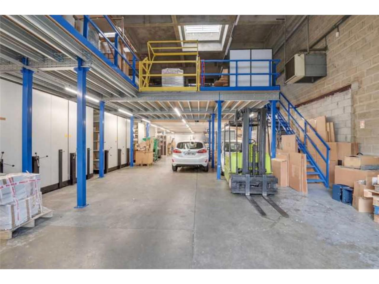 LOGISTIQUE URBAINE - CBRE vous propose à louer, u