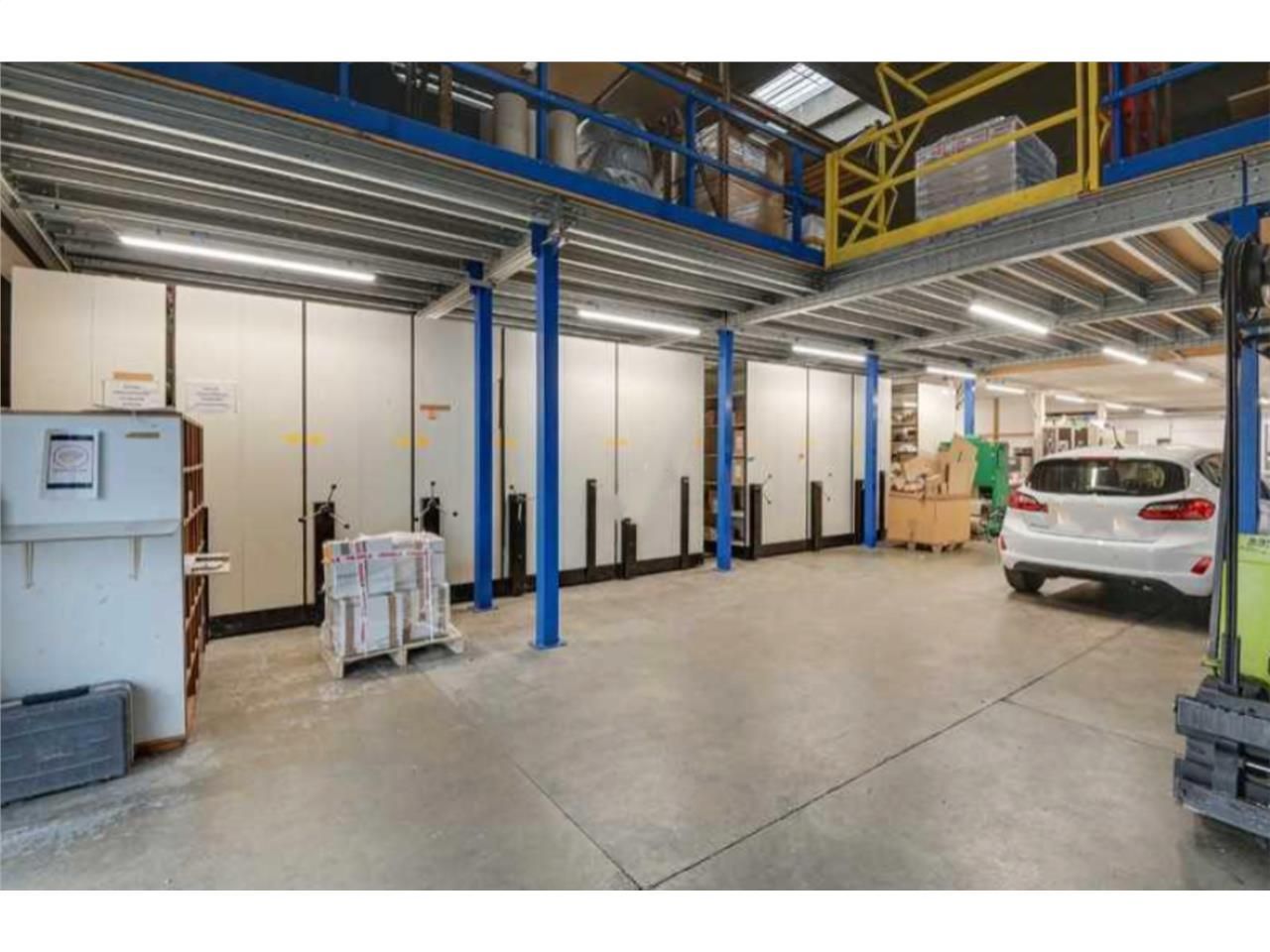 LOGISTIQUE URBAINE - CBRE vous propose à louer, u