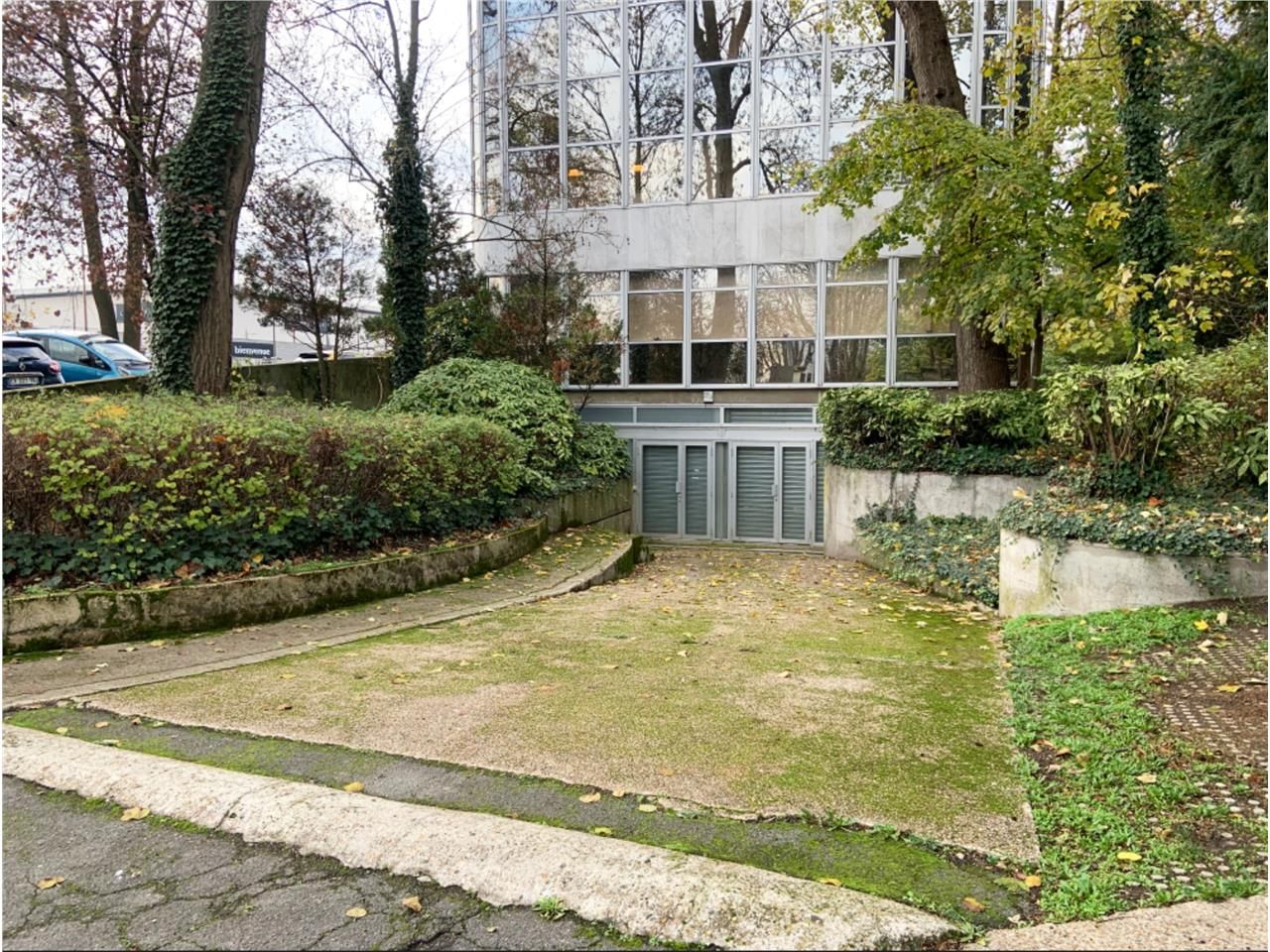 CBRE vous propose à louer, un entrepôt/local d'ac