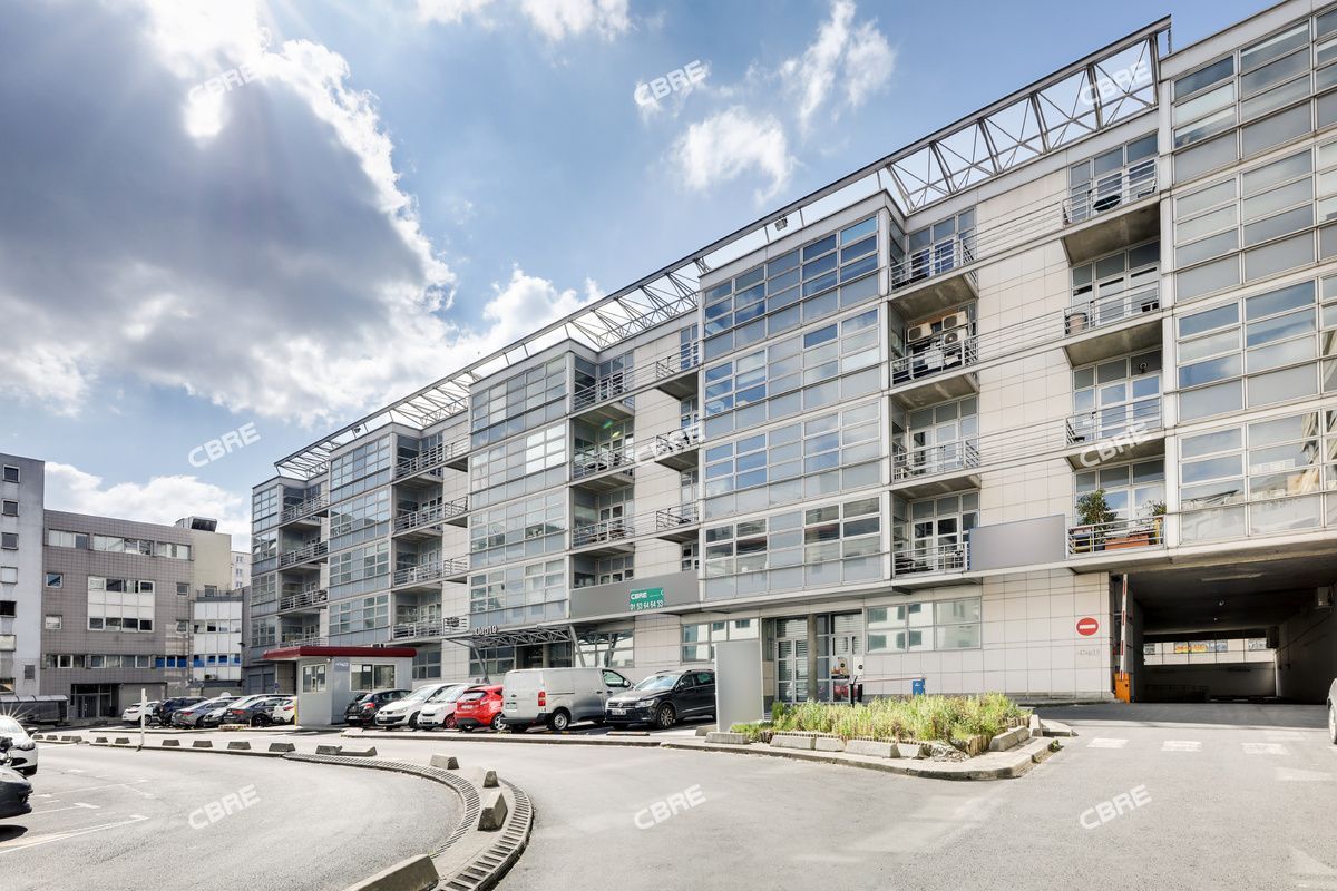 LOGISTIQUE URBAINE - CBRE vous propose à louer un