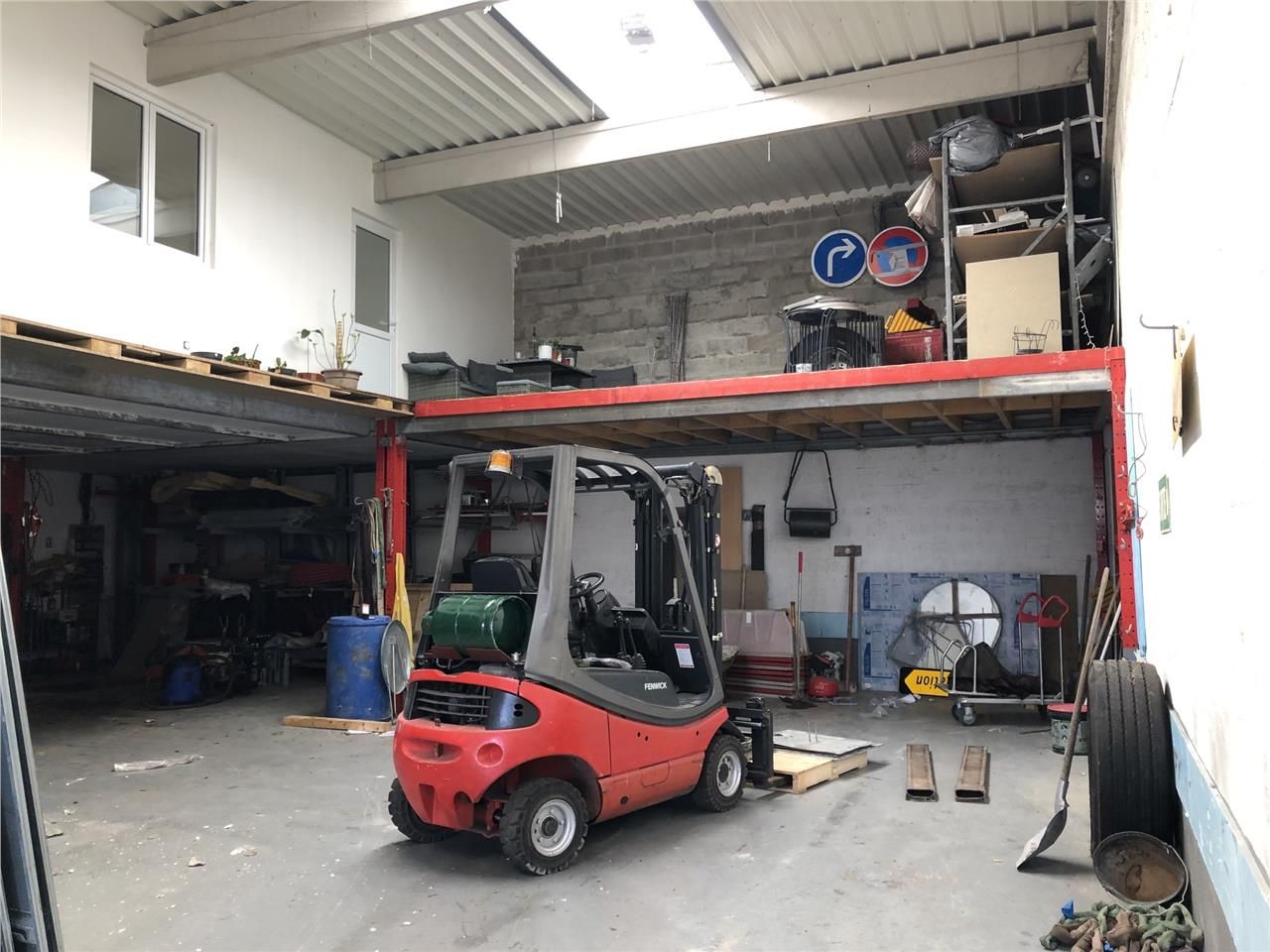 A VENDRE OU A LOUER - CBRE vous propose, sur la c