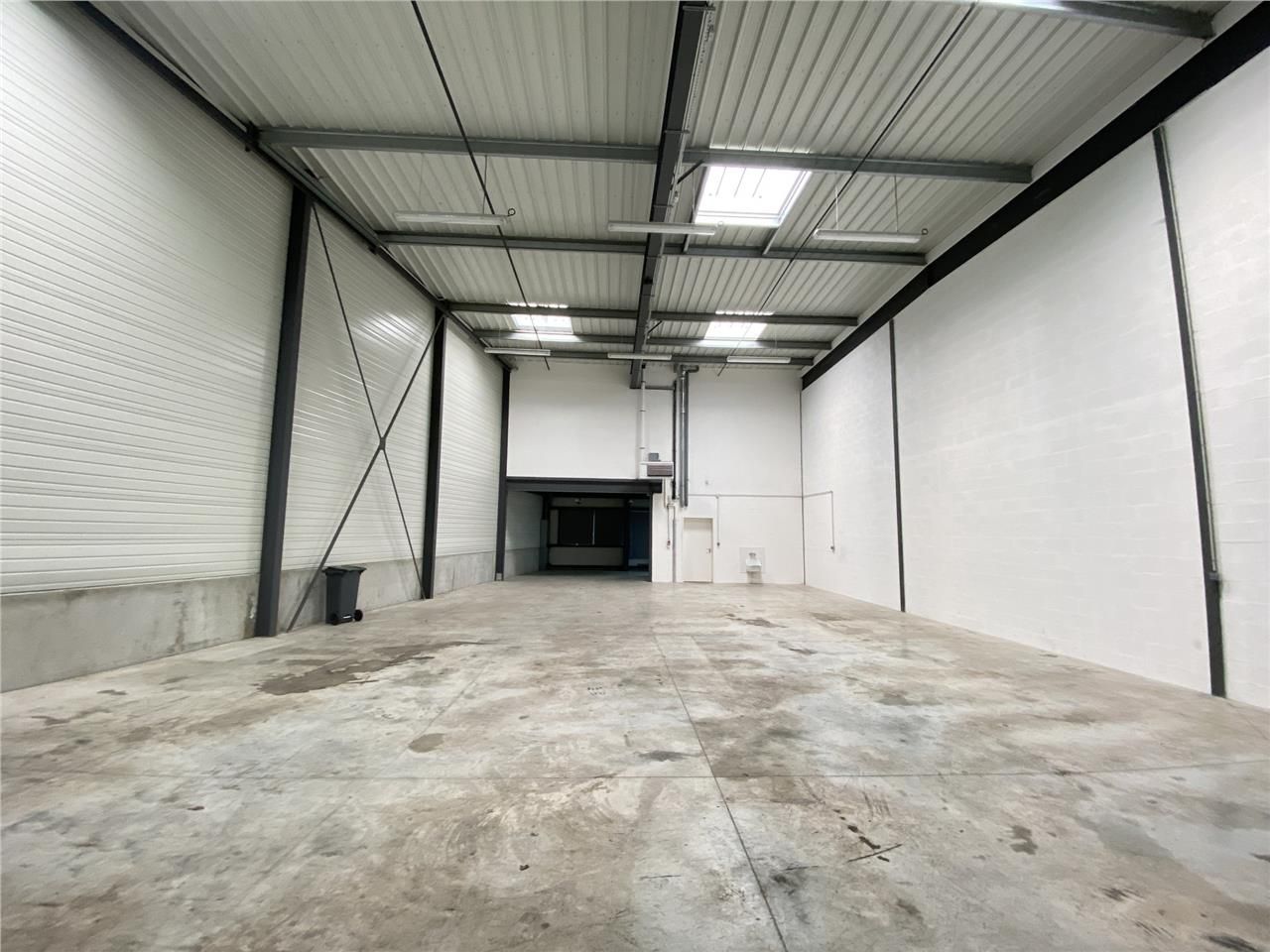 CBRE vous propose à vendre un entrepôt/local d'ac