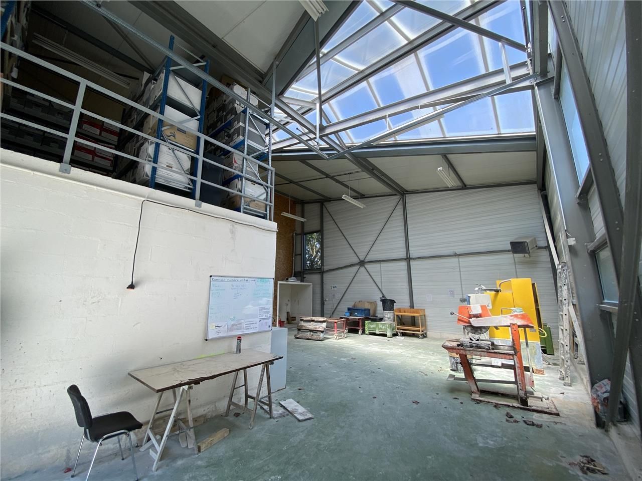 CBRE vous propose à vendre ou à louer un bâtiment