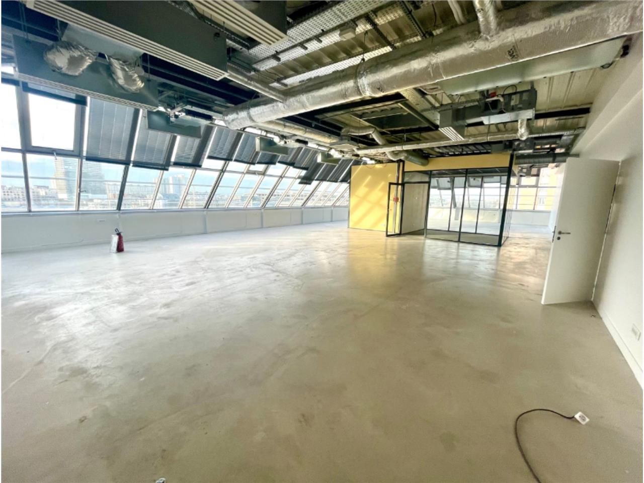 LOGISTIQUE URBAINE - CBRE vous propose à louer un