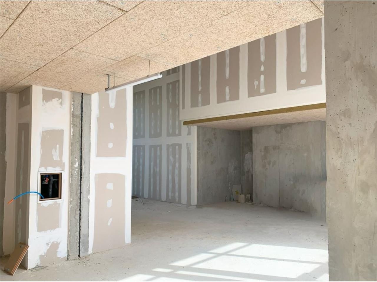 CBRE vous propose à louer, un entrepôt/local d'ac