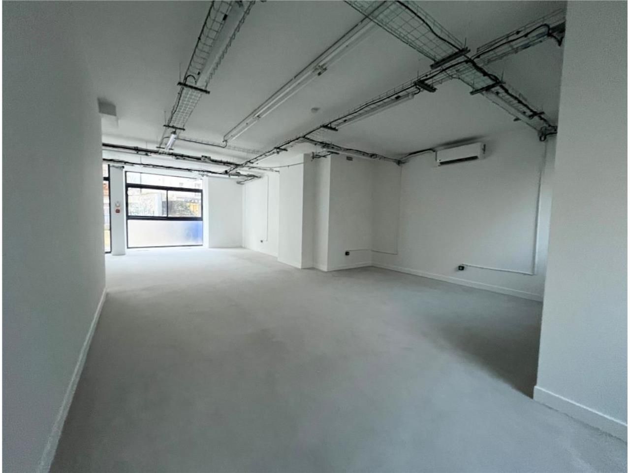 LOGISTIQUE URBAINE - CBRE vous propose à louer, u