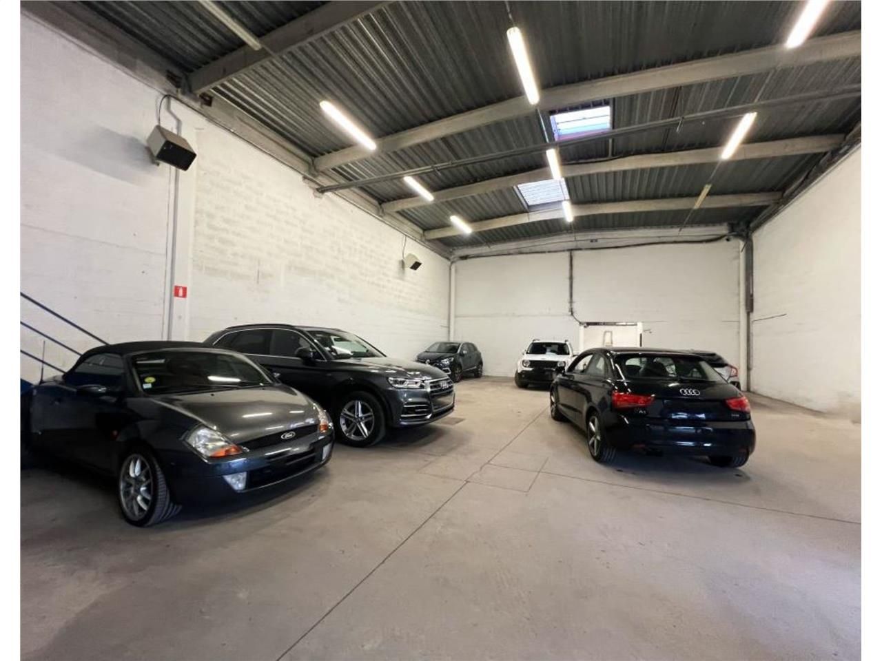 CBRE vous propose à louer, un entrepôt/local d'ac