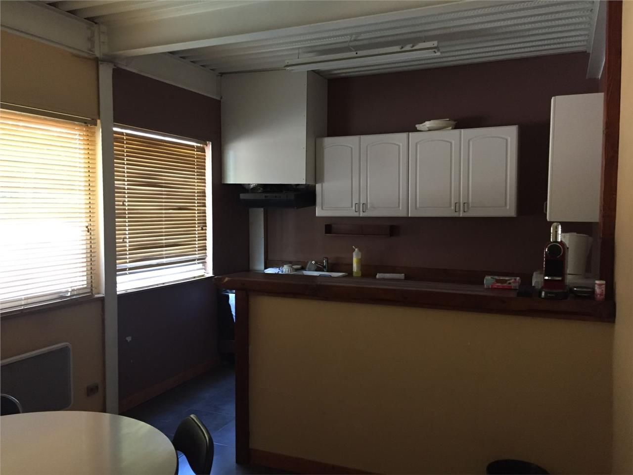 CBRE vous propose à louer un entrepôt/local d'act