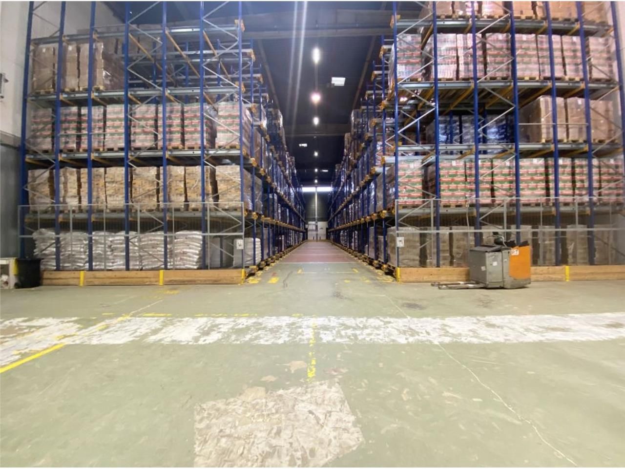 A LOUER - CBRE vous propose sur la commune d'Orly