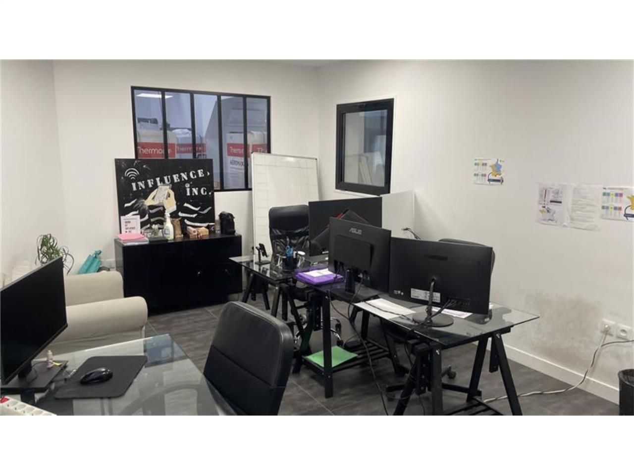 CBRE vous propose à louer, un entrepôt/local d'ac