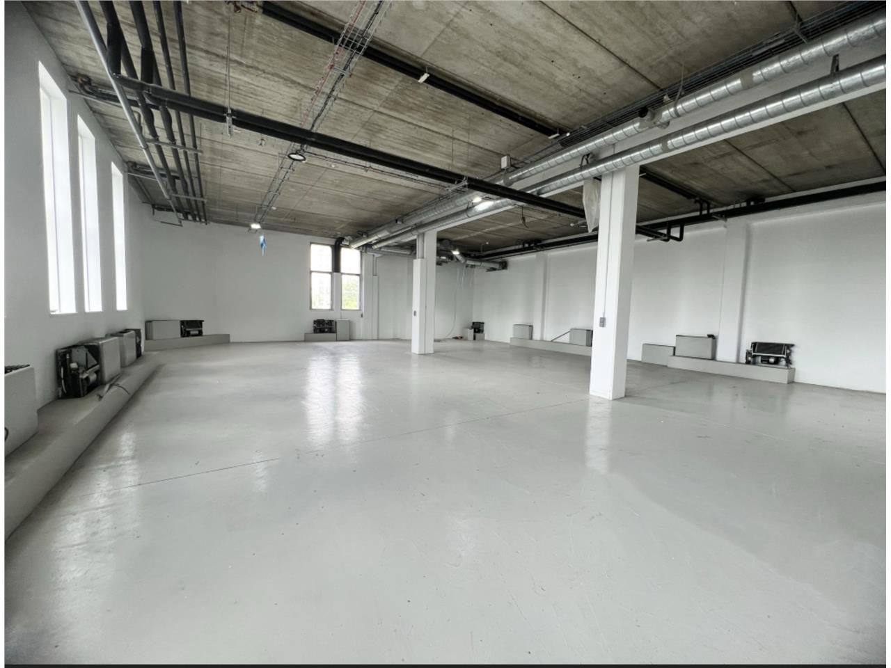 LOGISTIQUE URBAINE - CBRE vous propose à louer, u