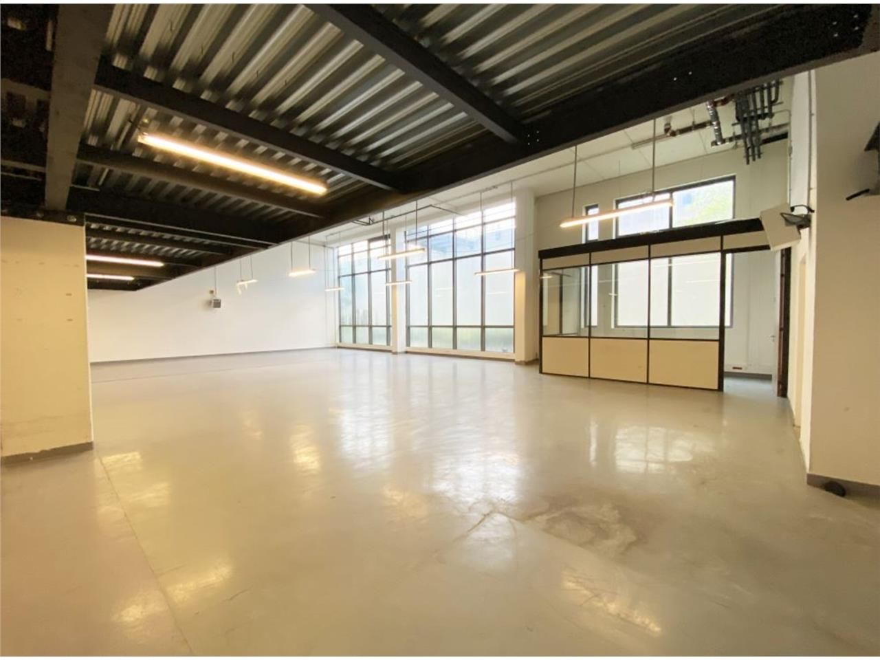 Rare sur le secteur! CBRE vous propose à louer, u