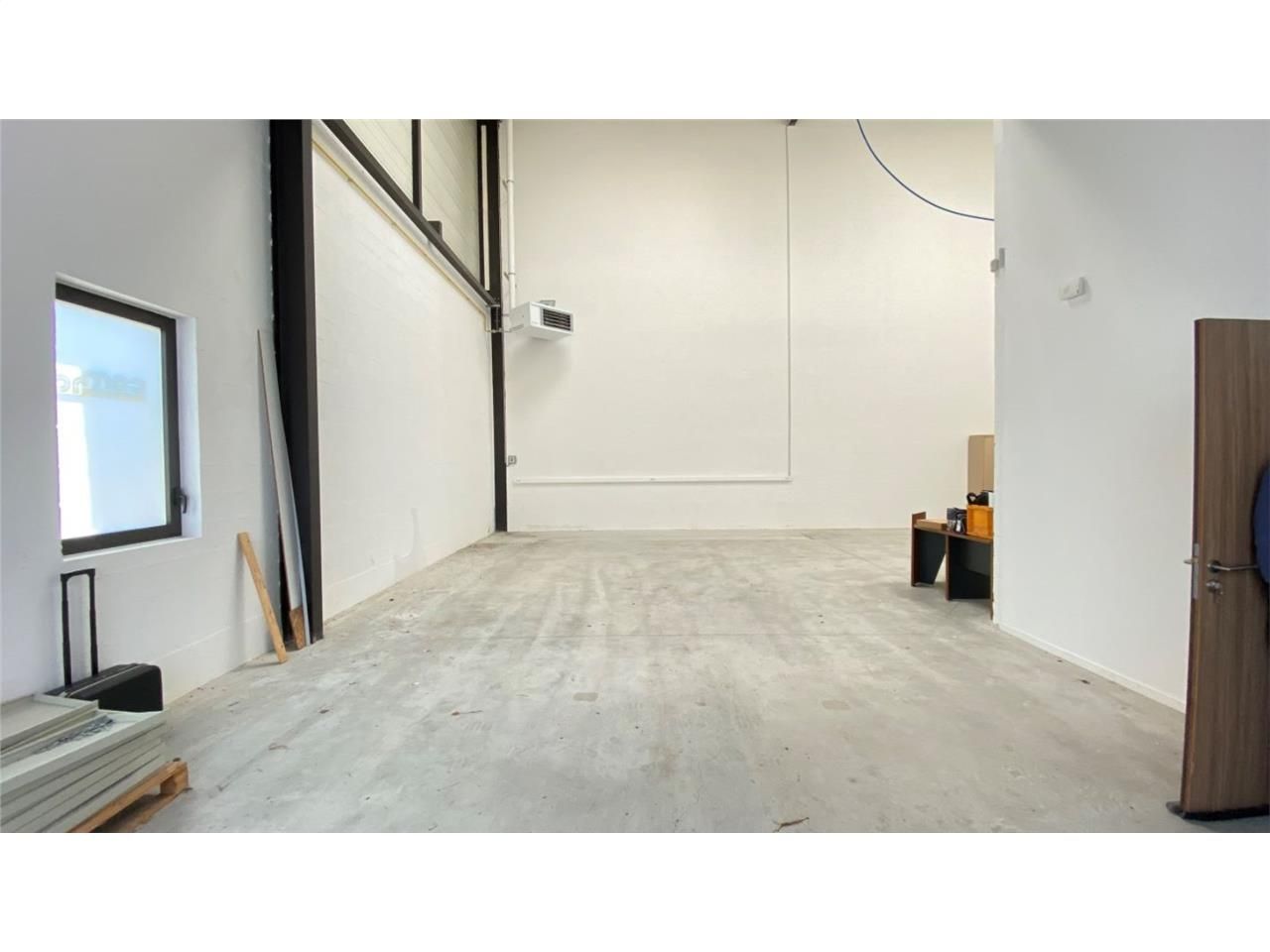 CBRE vous propose à louer un entrepôt/local d'act