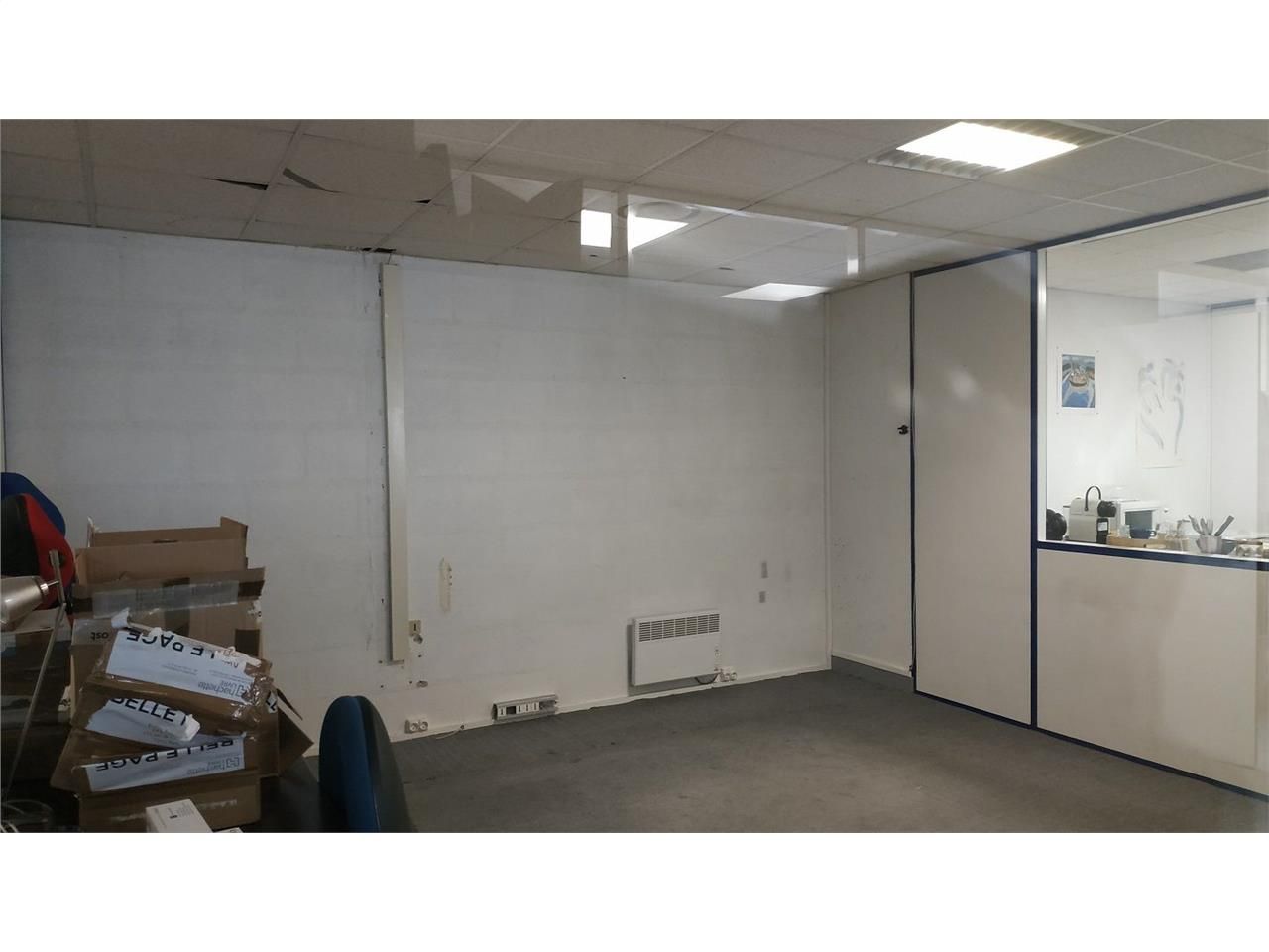 CBRE vous propose à louer un entrepôt/local d'act