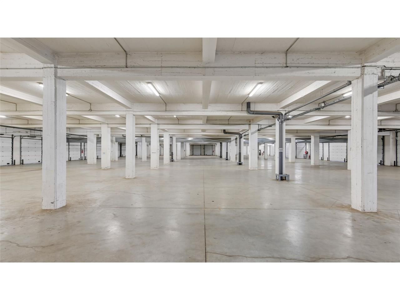 LOGISTIQUE URBAINE - CBRE vous propose à louer, u