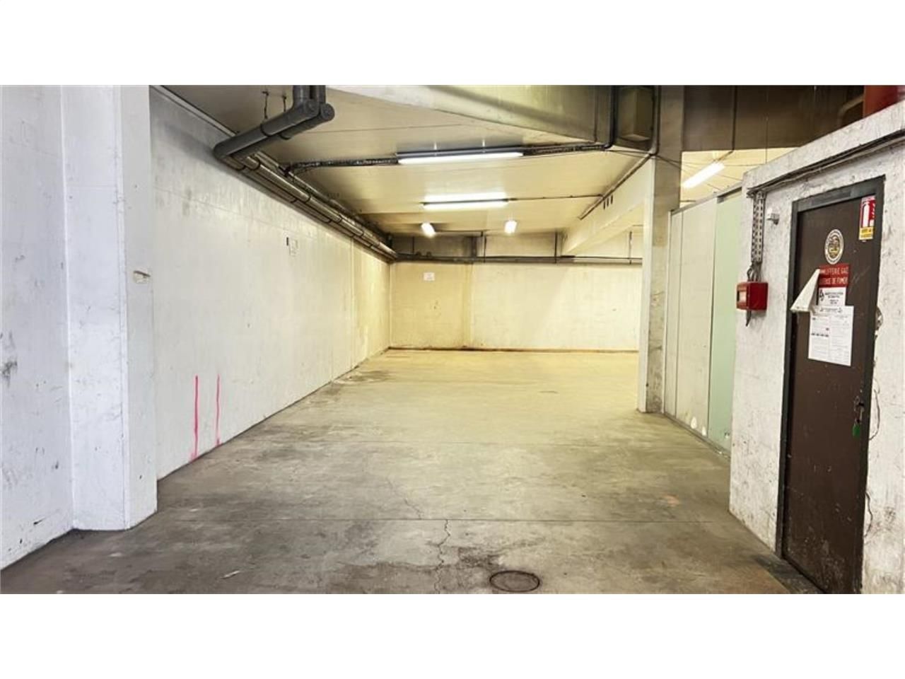 CBRE vous propose à louer un entrepôt/local d'act