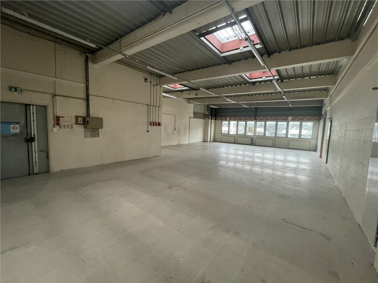 LOGISTIQUE URBAINE - CBRE vous propose à louer, d