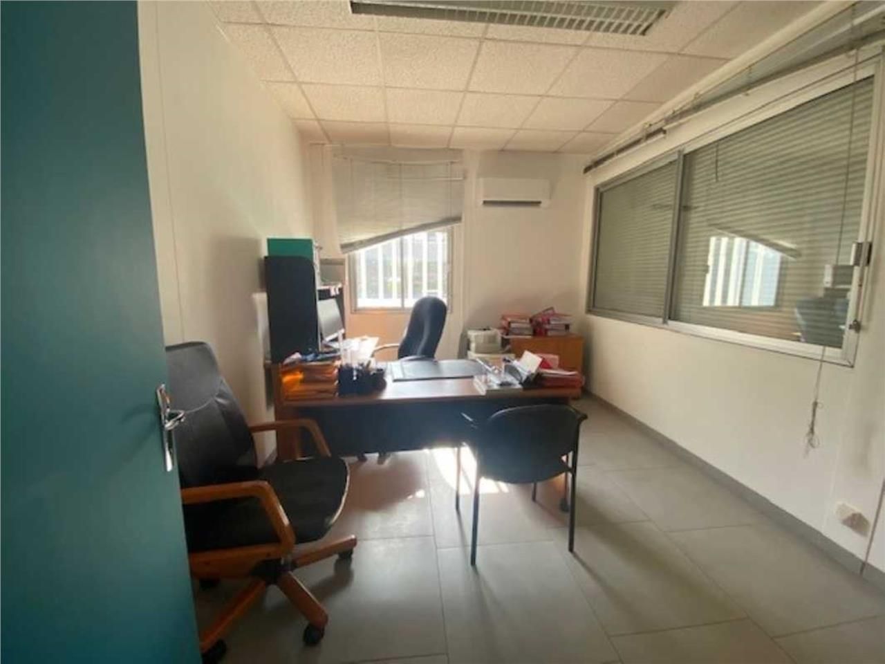 CBRE vous propose à vendre un entrepôt/local d'ac