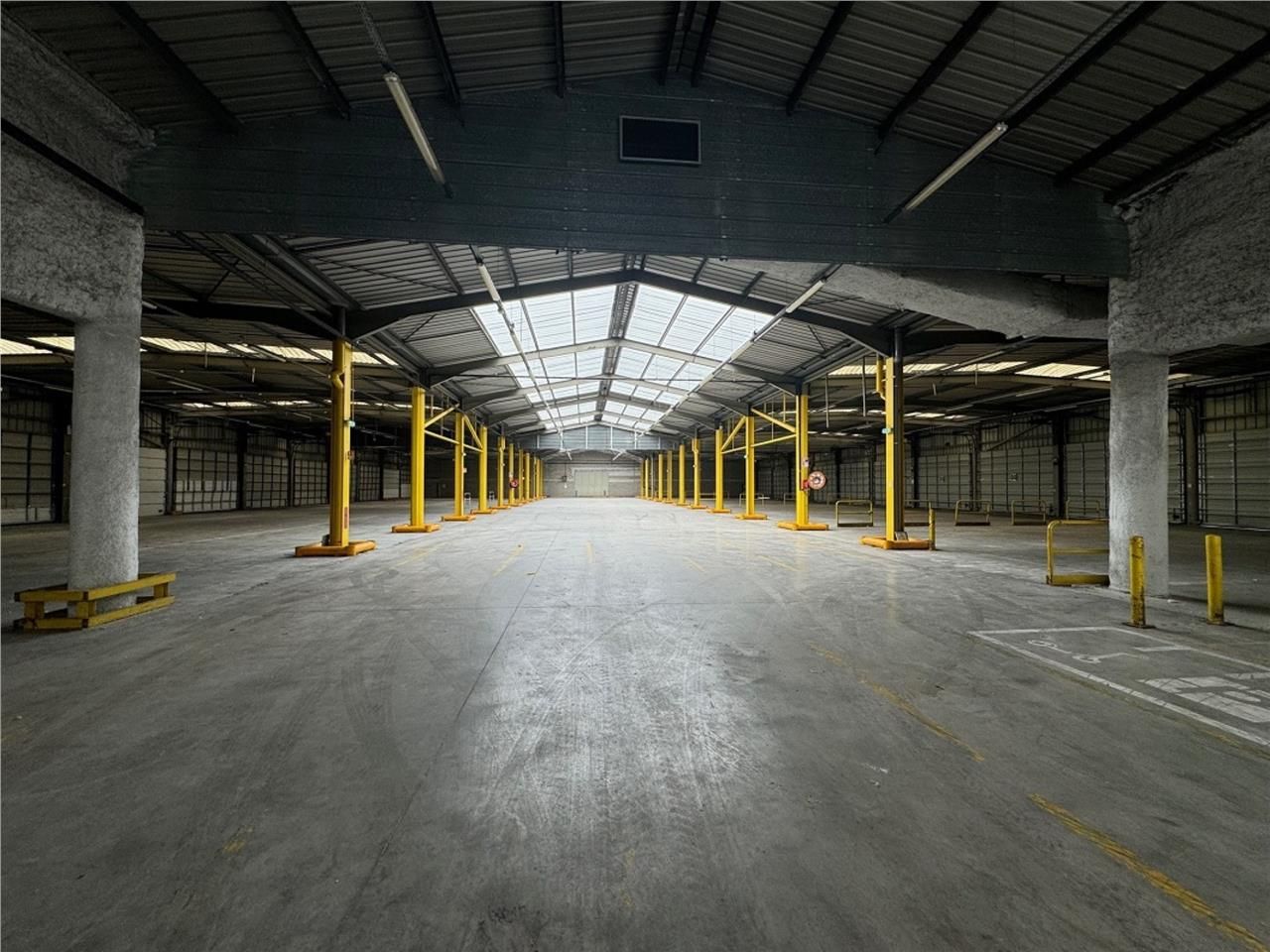 LOGISTIQUE URBAINE - CBRE vous propose à louer un