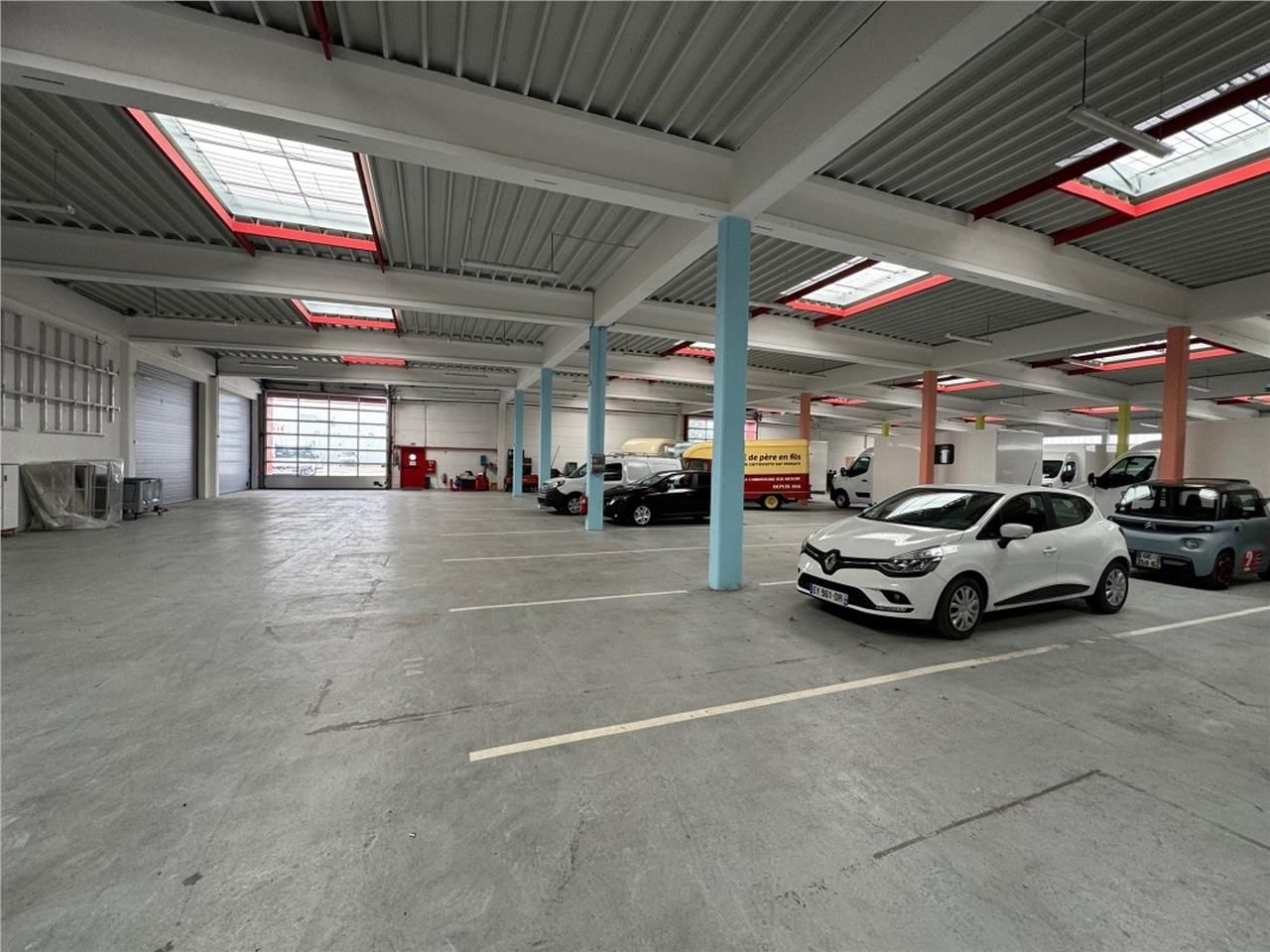 CBRE vous propose à louer des entrepôts/locaux d'