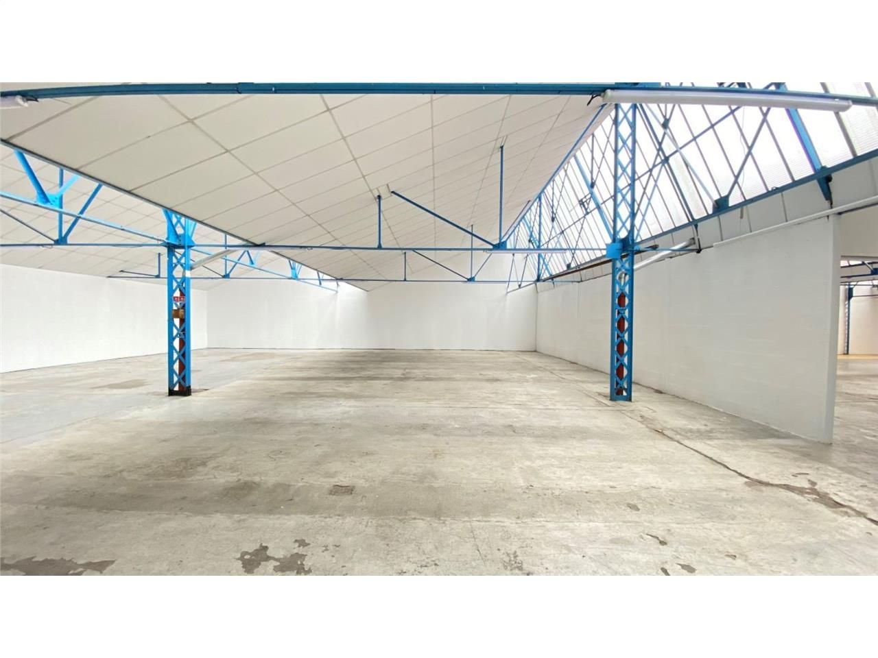 CBRE vous propose à louer un entrepôt/local d'act