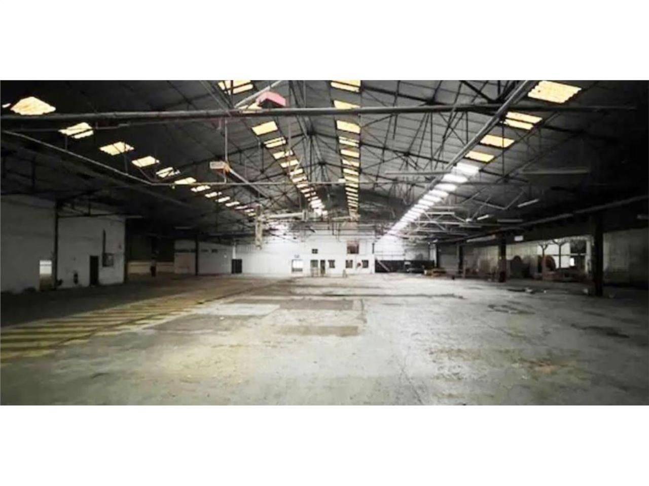 CBRE vous propose à vendre, un entrepôt/local d'a