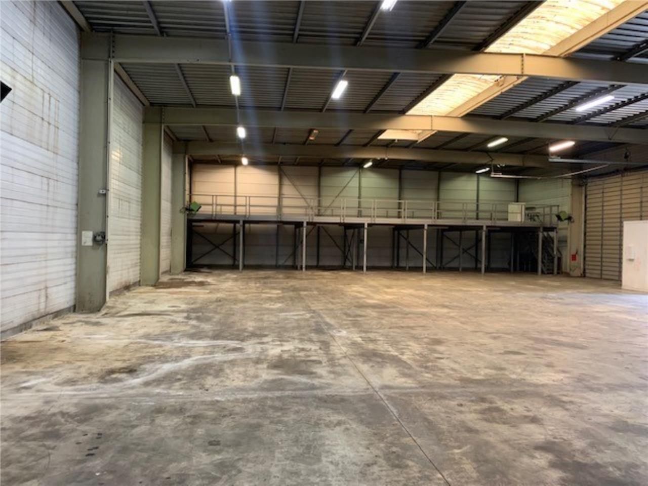 Rare sur le marché ! - CBRE vous propose à louer,