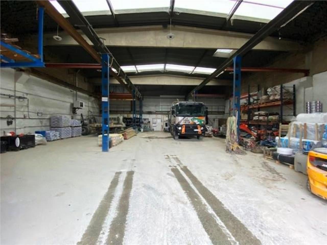 CBRE vous propose à louer, une cellule d'activité