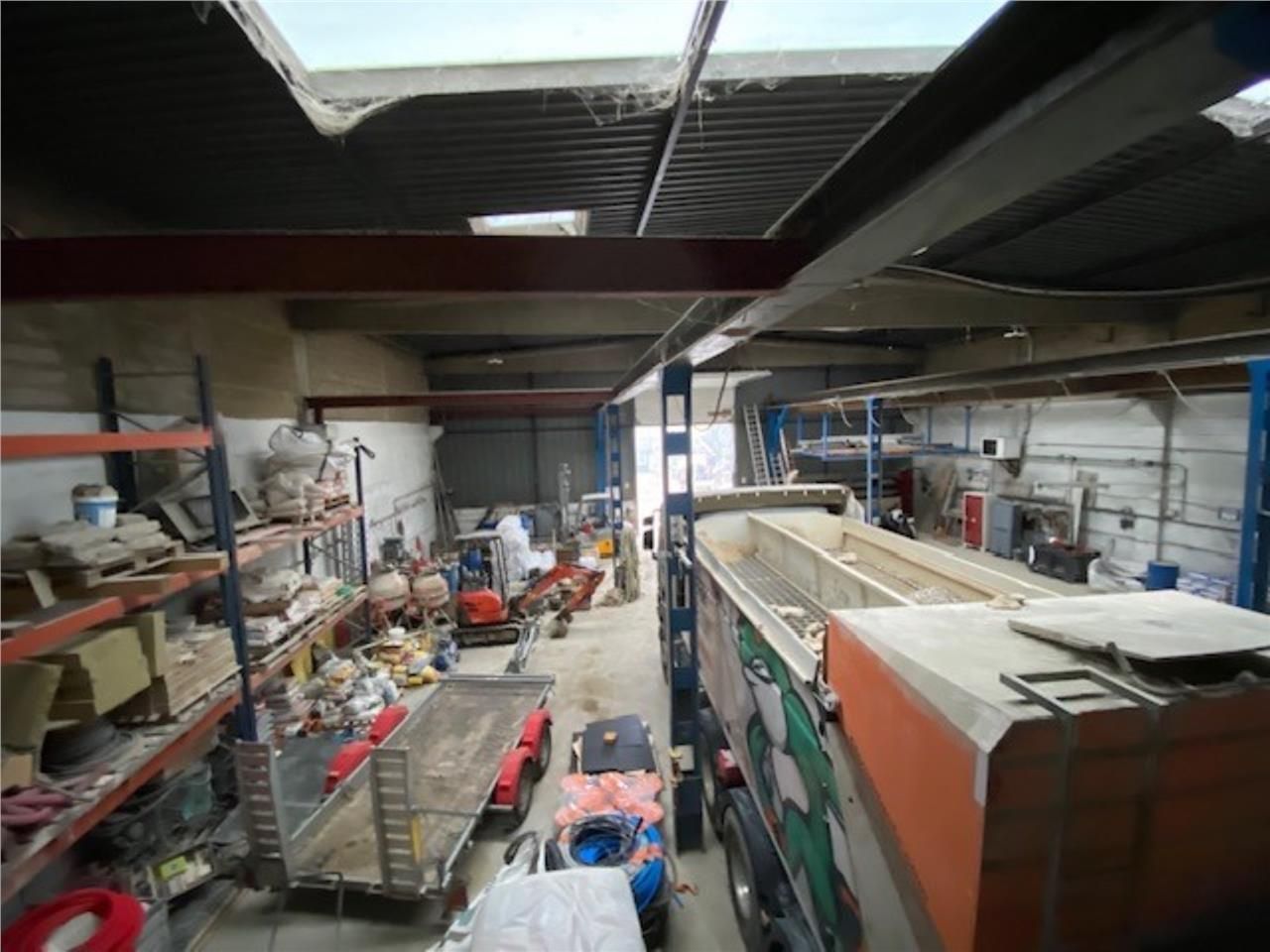 CBRE vous propose à louer, une cellule d'activité