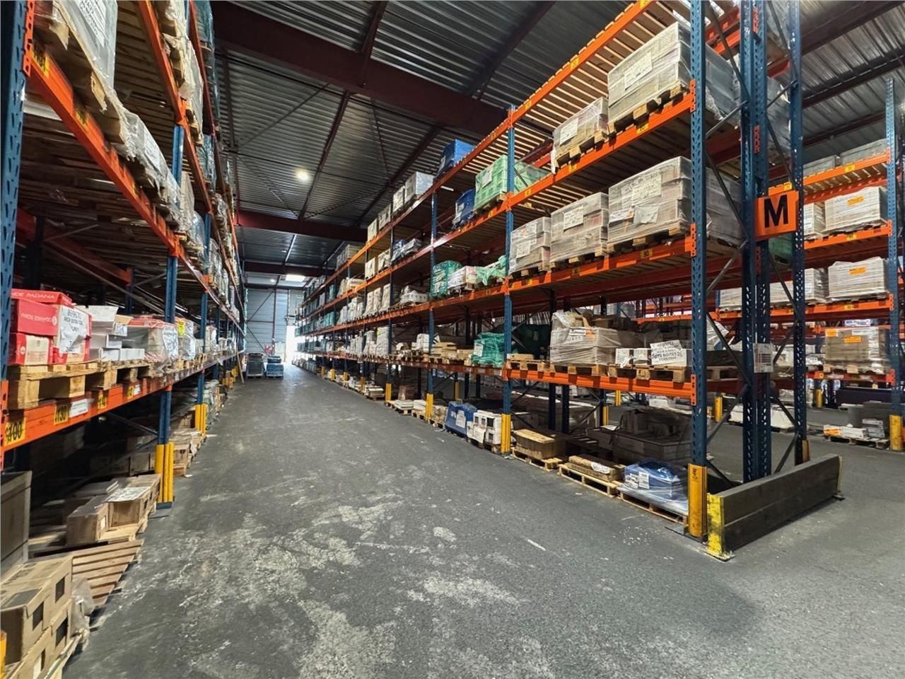 CBRE vous propose à louer un entrepôt/local d'act