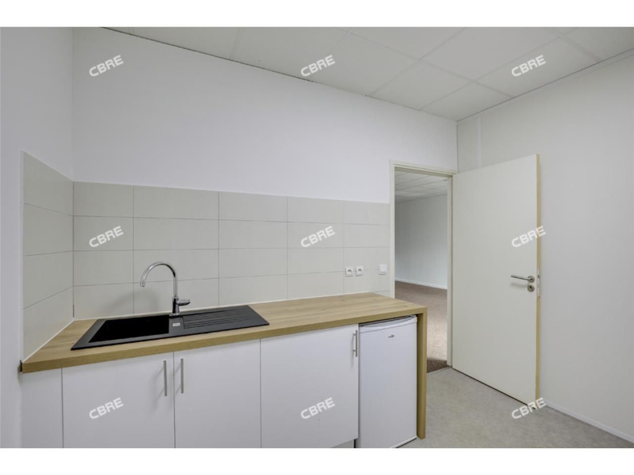 A LOUER - CBRE vous propose sur la commune de Mor