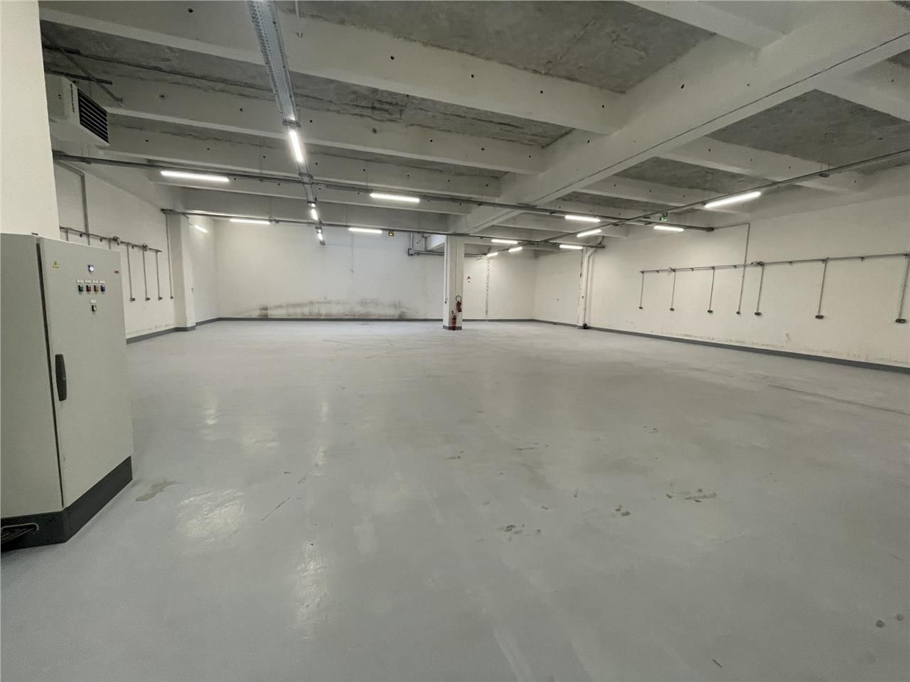 LOGISTIQUE URBAINE - CBRE vous propose à louer, u