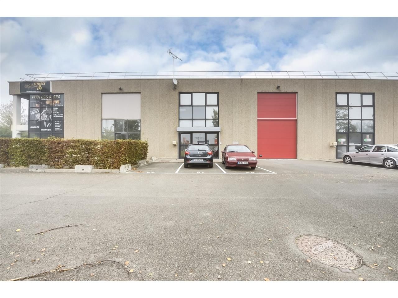 CBRE vous propose à louer, un entrepôt/local d'ac